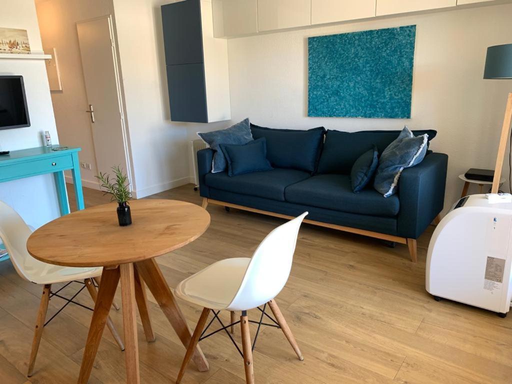 Petit Port Apartment Коголен Екстериор снимка